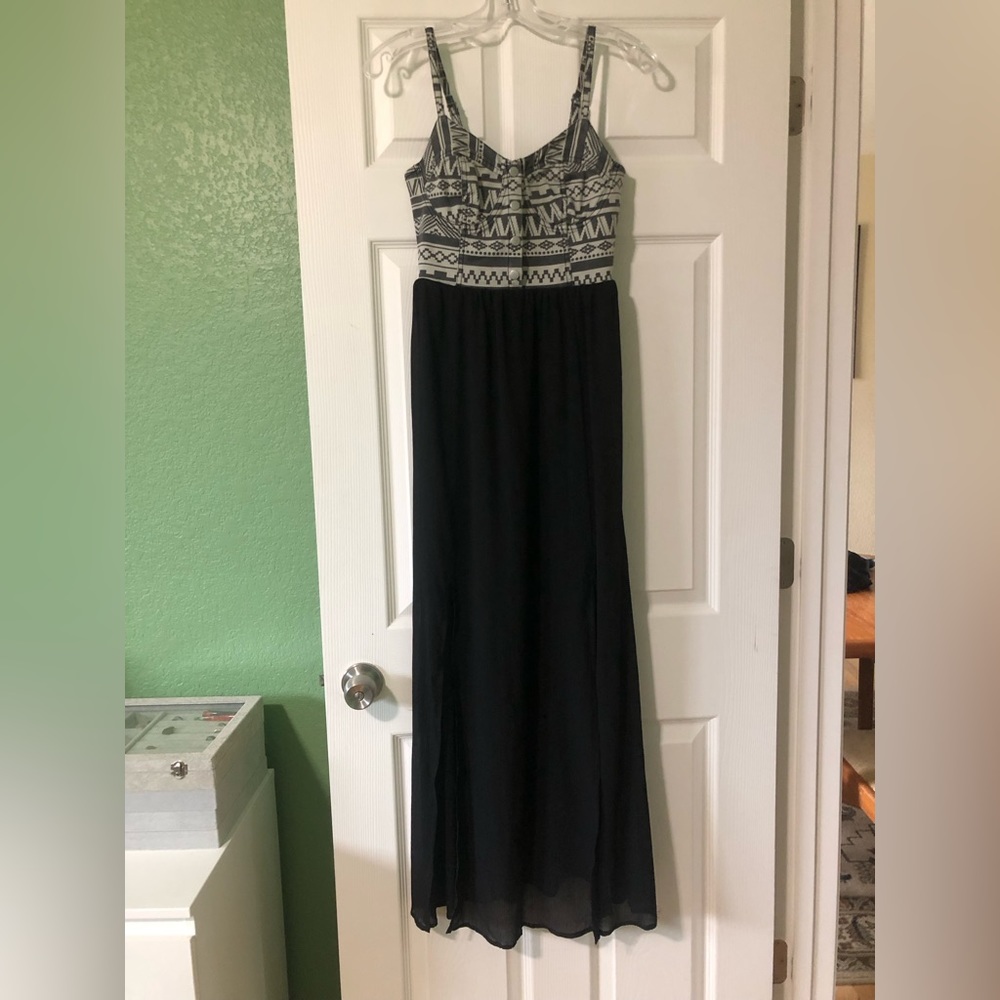 Black & grey maxi dress size S
